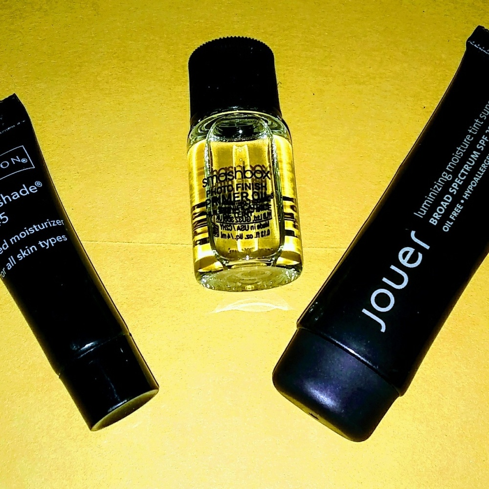 Hour, photo finish, an face primer
